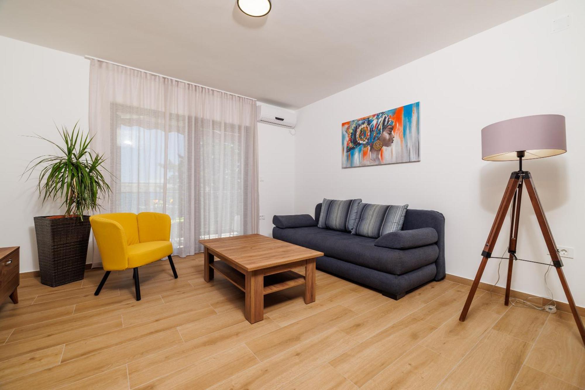 Apartmani Viktorija Jadranovo Εξωτερικό φωτογραφία